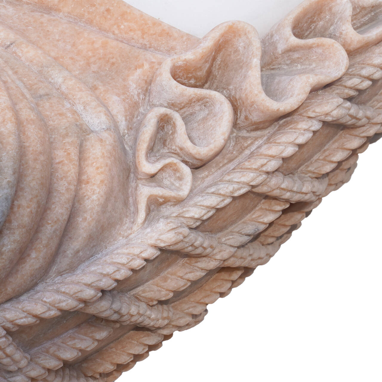 Detailed shot of the finely crafted marble column supporting the hammock, with decorative elements showcasing the sculpture’s high level of artistry and craftsmanship.