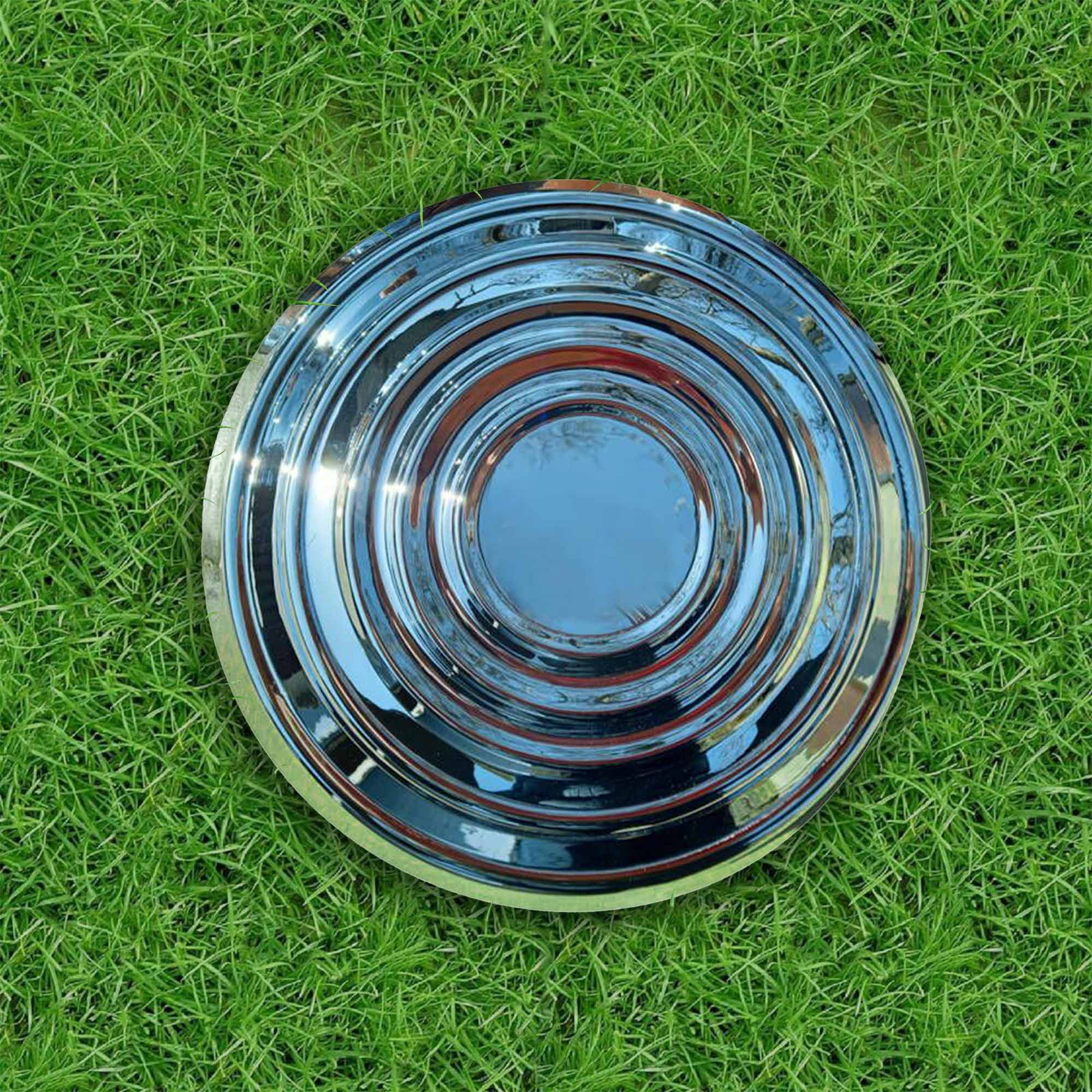 Mirror Stainless Steel Water Ripple Sculptures on the lawn