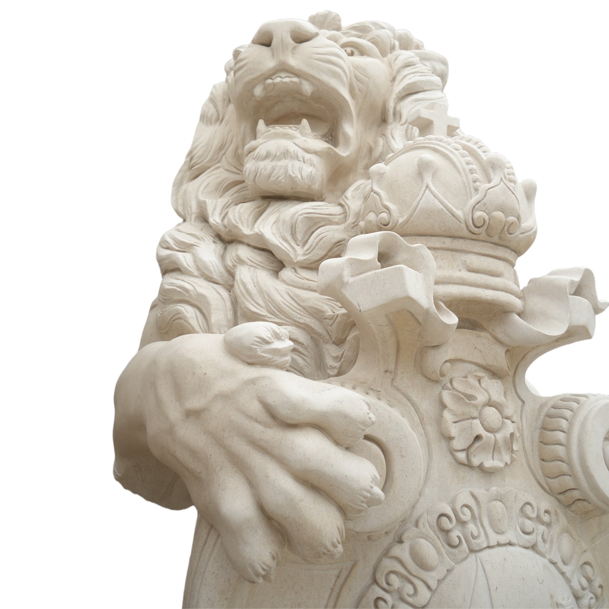 Detailed view of the lion’s face and crown, showing the expressive features of the lion’s face and the intricacy of the crown and family crest